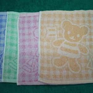 2116 jacquard cartoon towel 11x11 3