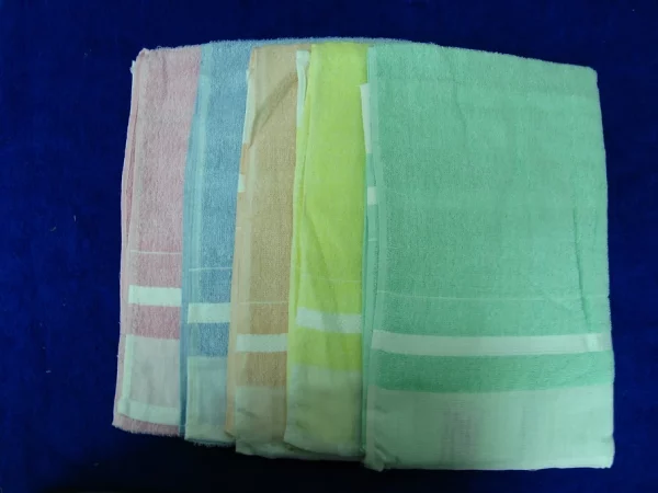 AA-0331 30-Strand Double-Boat Towel $10