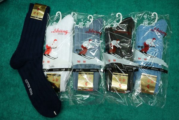 skh skiiing socks (襪 批發)