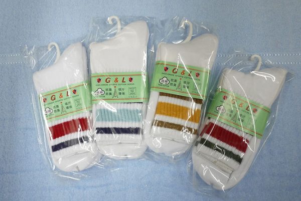  3033A-D Striped White Half-Rib  Acrylic Socks 